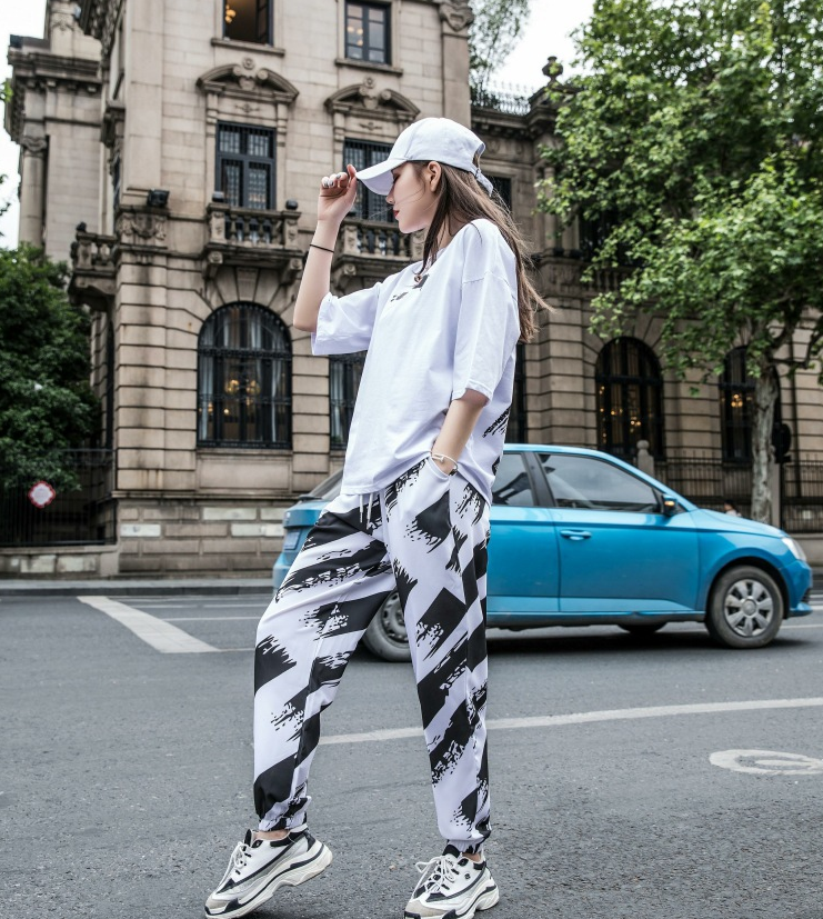 Short-Sleeve Striped Trousers Suit For Women