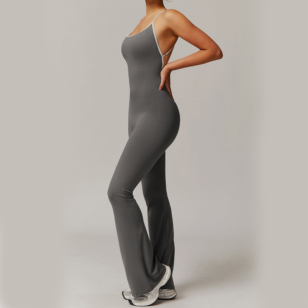 Beauty-Back Long Pants Sports Outfit