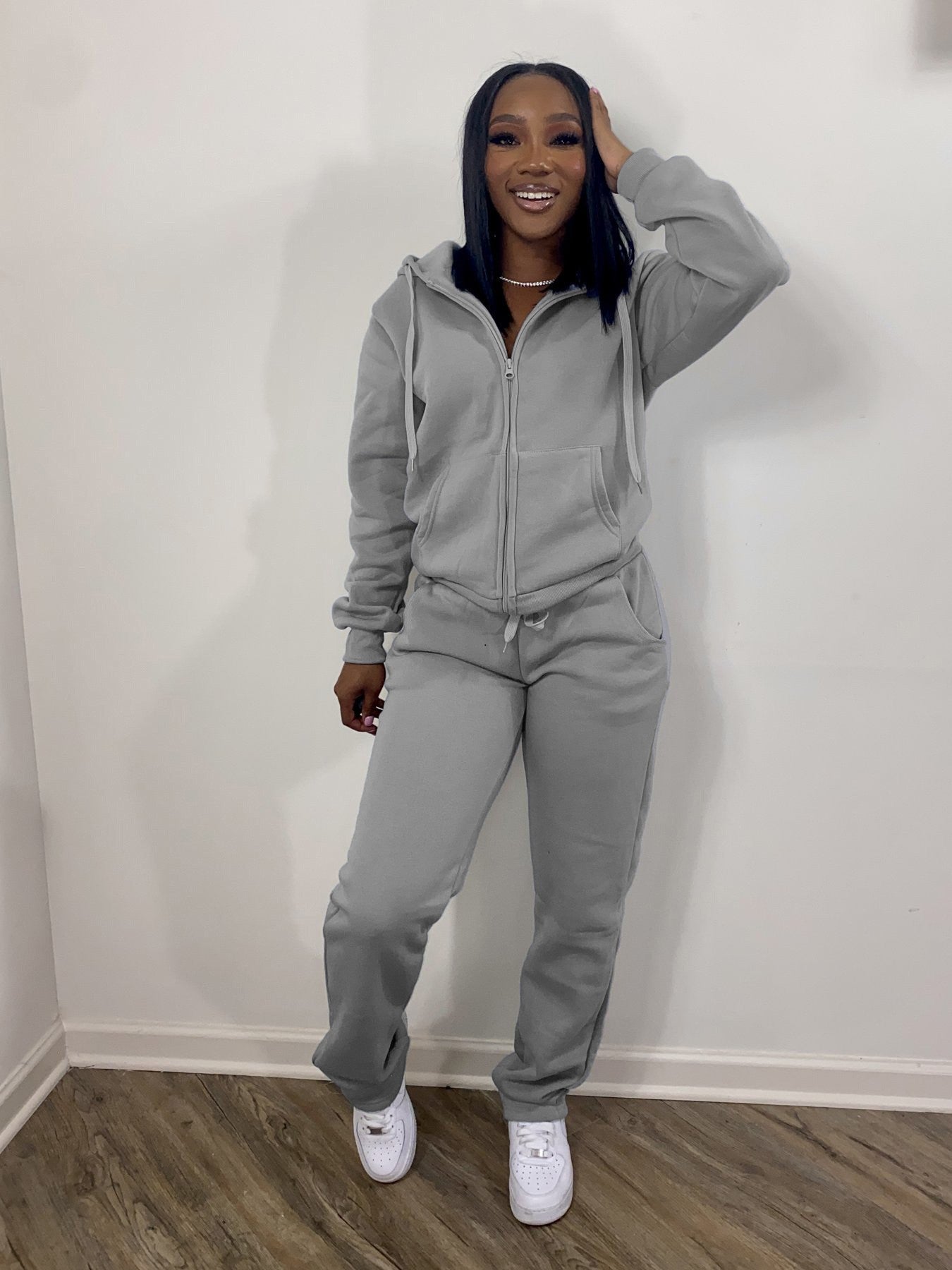 Two-Piece Women's Sweatsuit Outfit