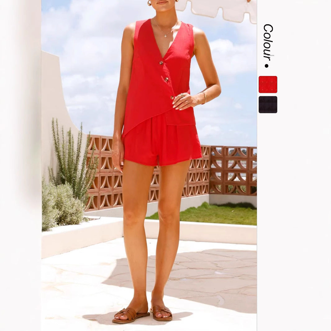 Backless High-Waist Shorts Outfit