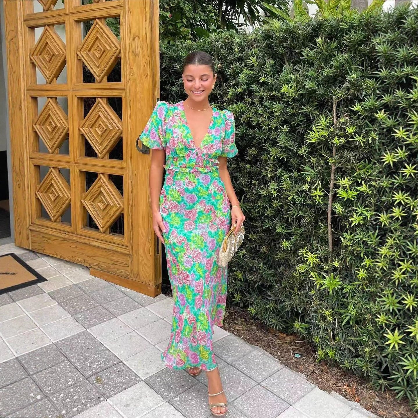 Charming Bubble-Sleeve V-Neck Printed Dress