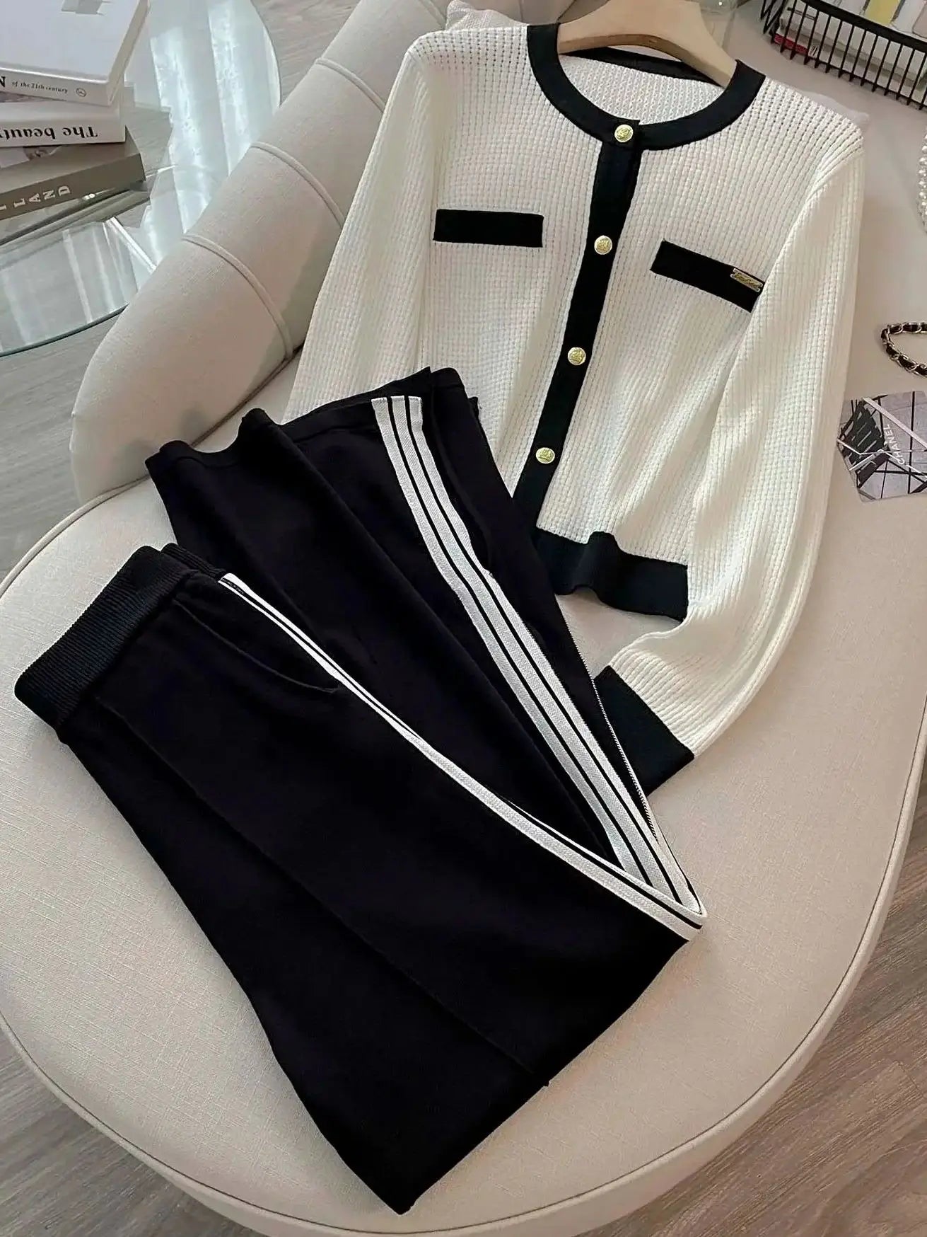 Knitted 2-Piece Outfit