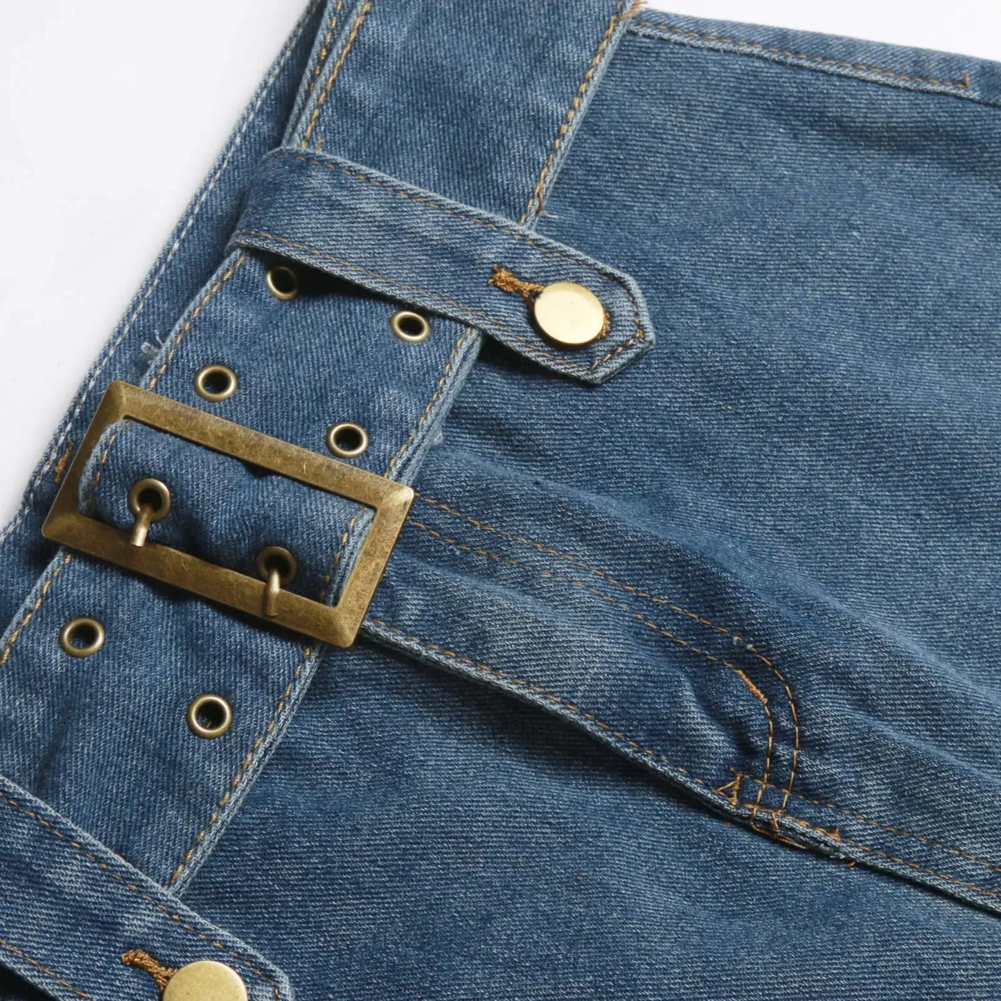 Tight High-Waist Denim Cargo Mini Skirt With Belt