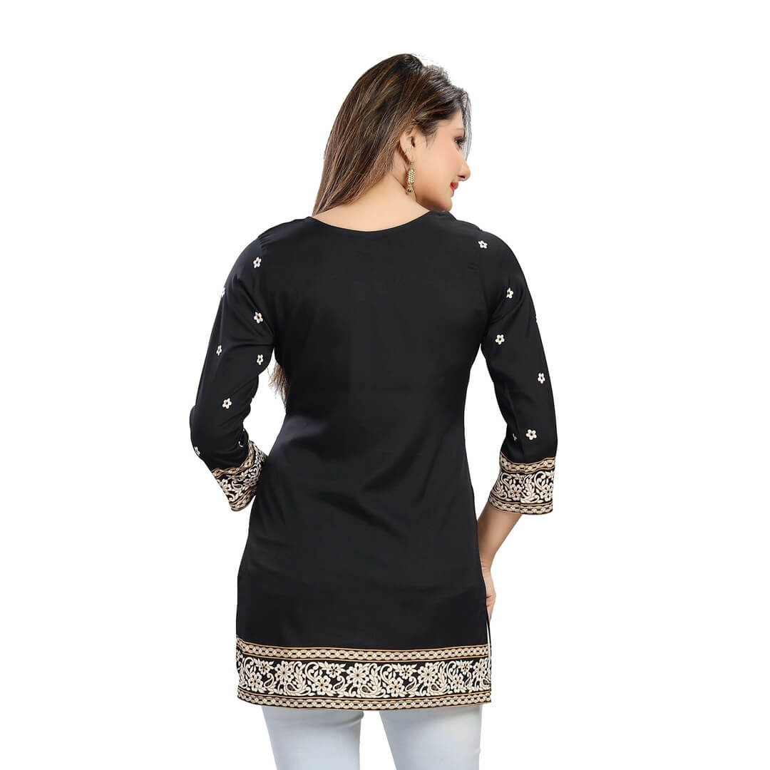 Ladies' Tunic to Wear Over Jeans