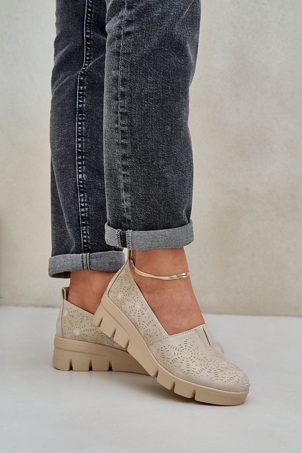 Buskin low shoes model 208430 Step in style