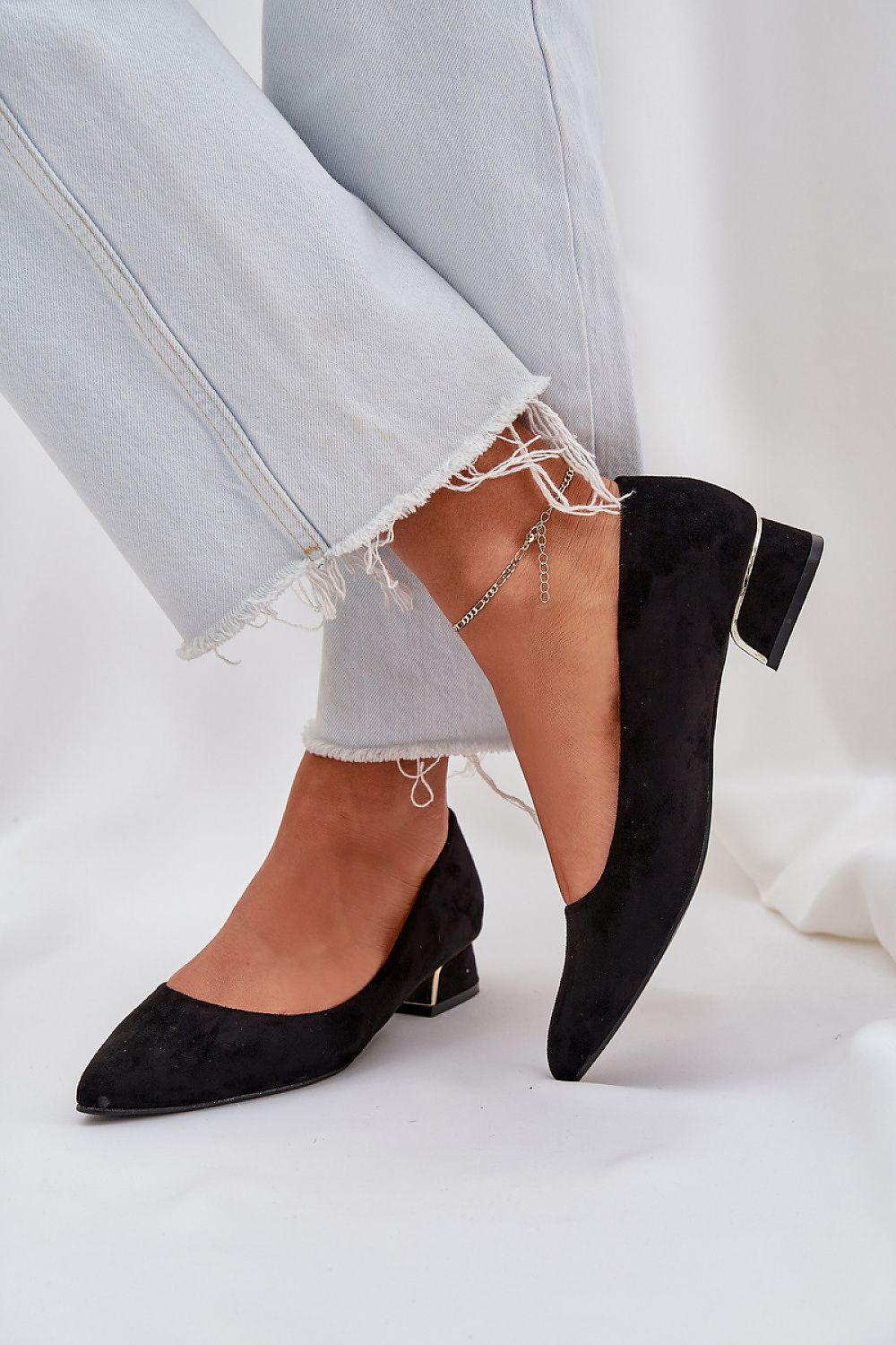 Heel pumps model 208445 Step in style
