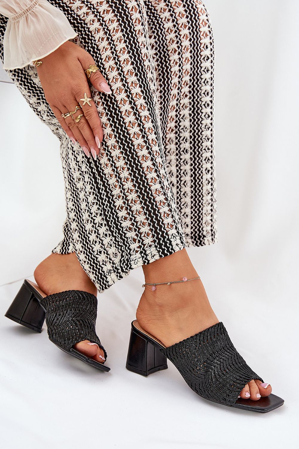Flip-flops model 210783 Step in style