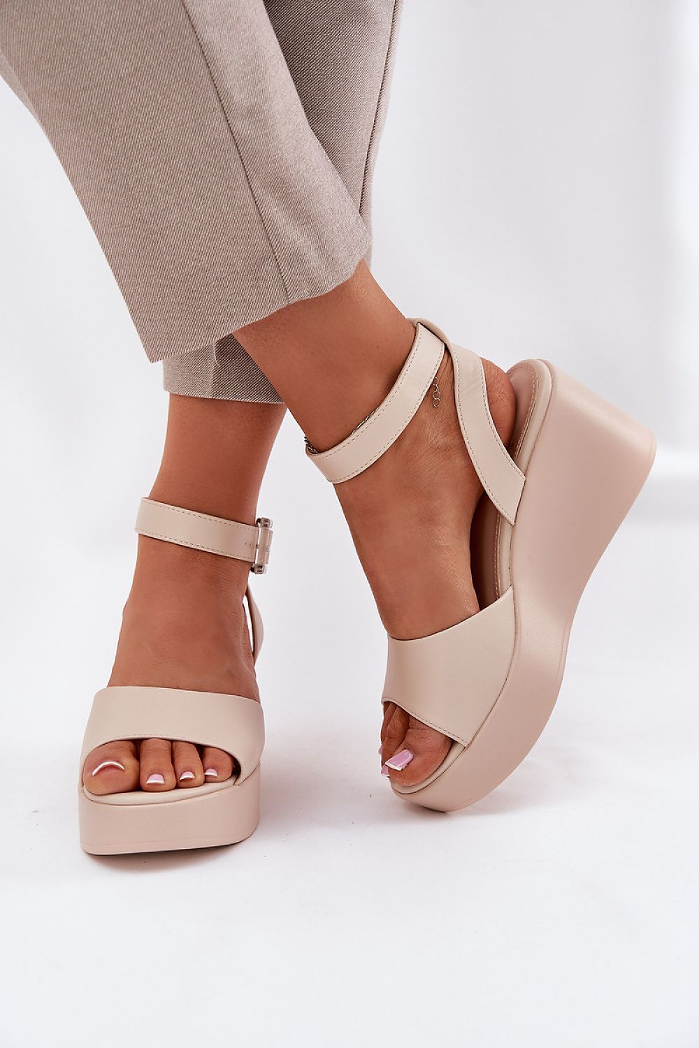 Buskin model 212817 Step in style