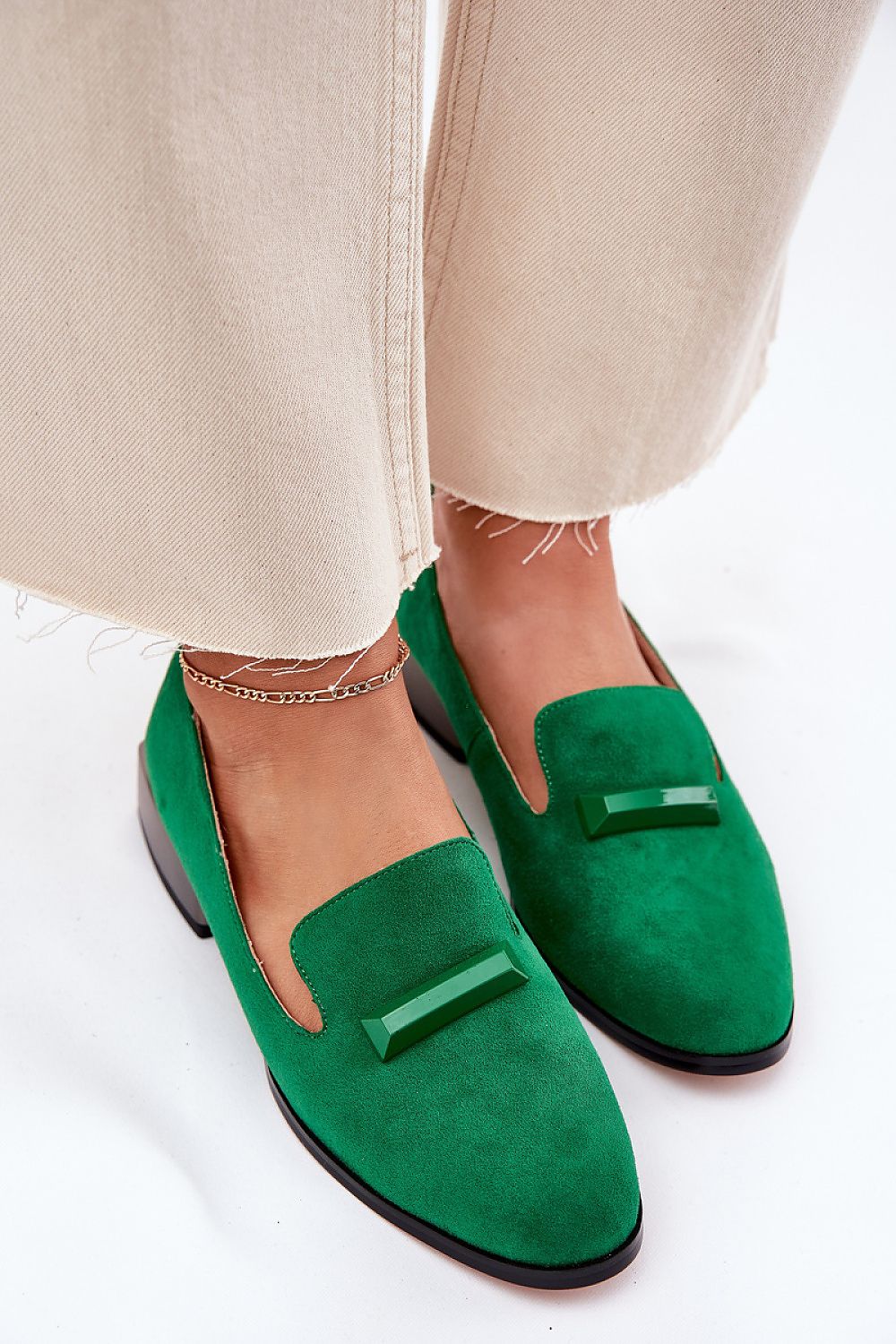 Heeled low shoes model 213025 Step in style