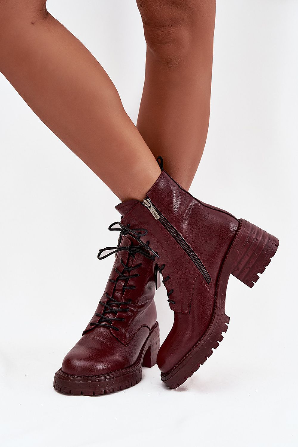 Bootie model 219113 Step in style