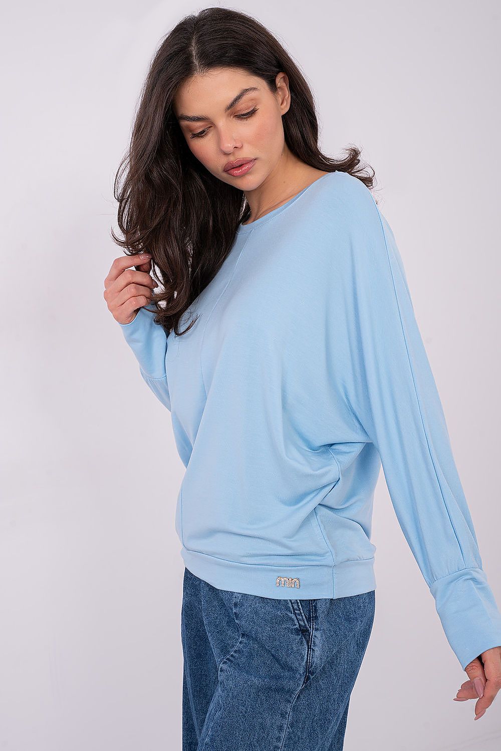 Blouse model 222421 Relevance