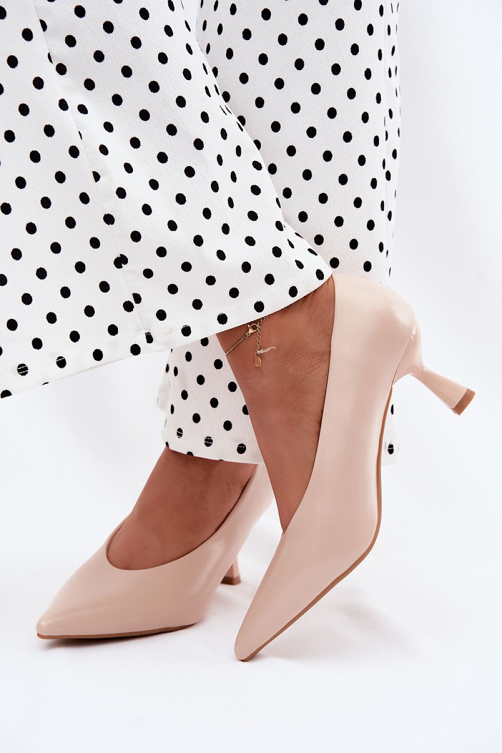 Heel pumps model 228763 Step in style
