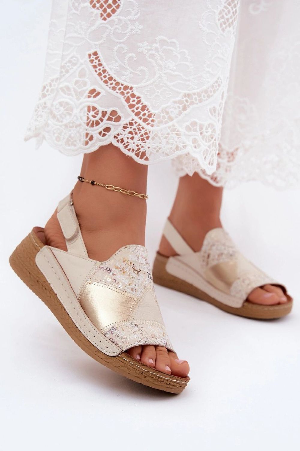 Buskin model 229705 Step in style