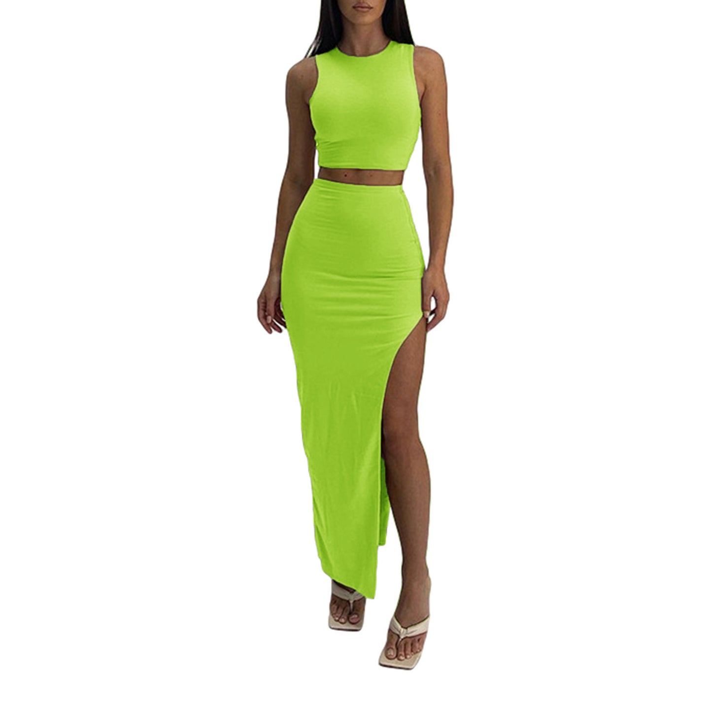 Figure-Flattering Split-Skirt Outfit