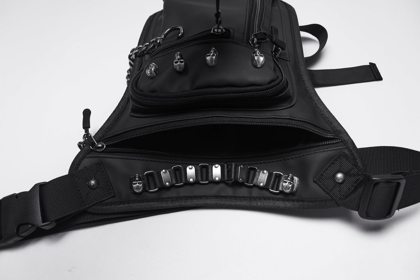 Cyberpunk Chain & Skull Hardware Waist–Leg Bag