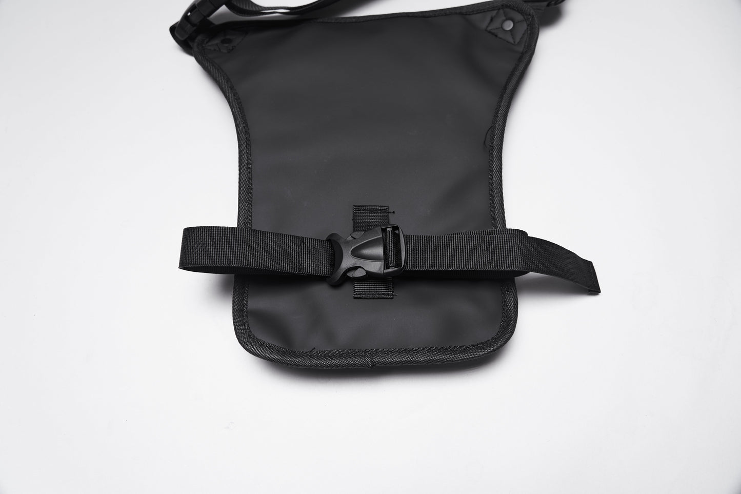 Cyberpunk Chain & Skull Hardware Waist–Leg Bag