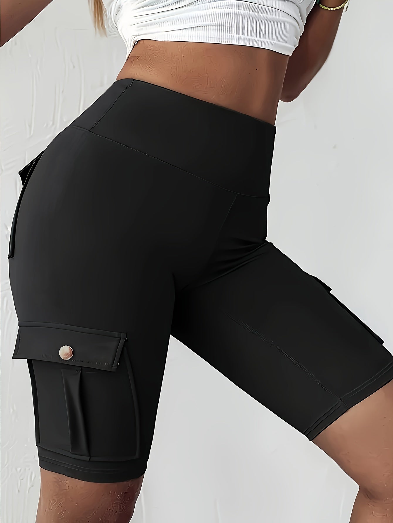 Pocket-Design Athletic Yoga Cargo Shorts