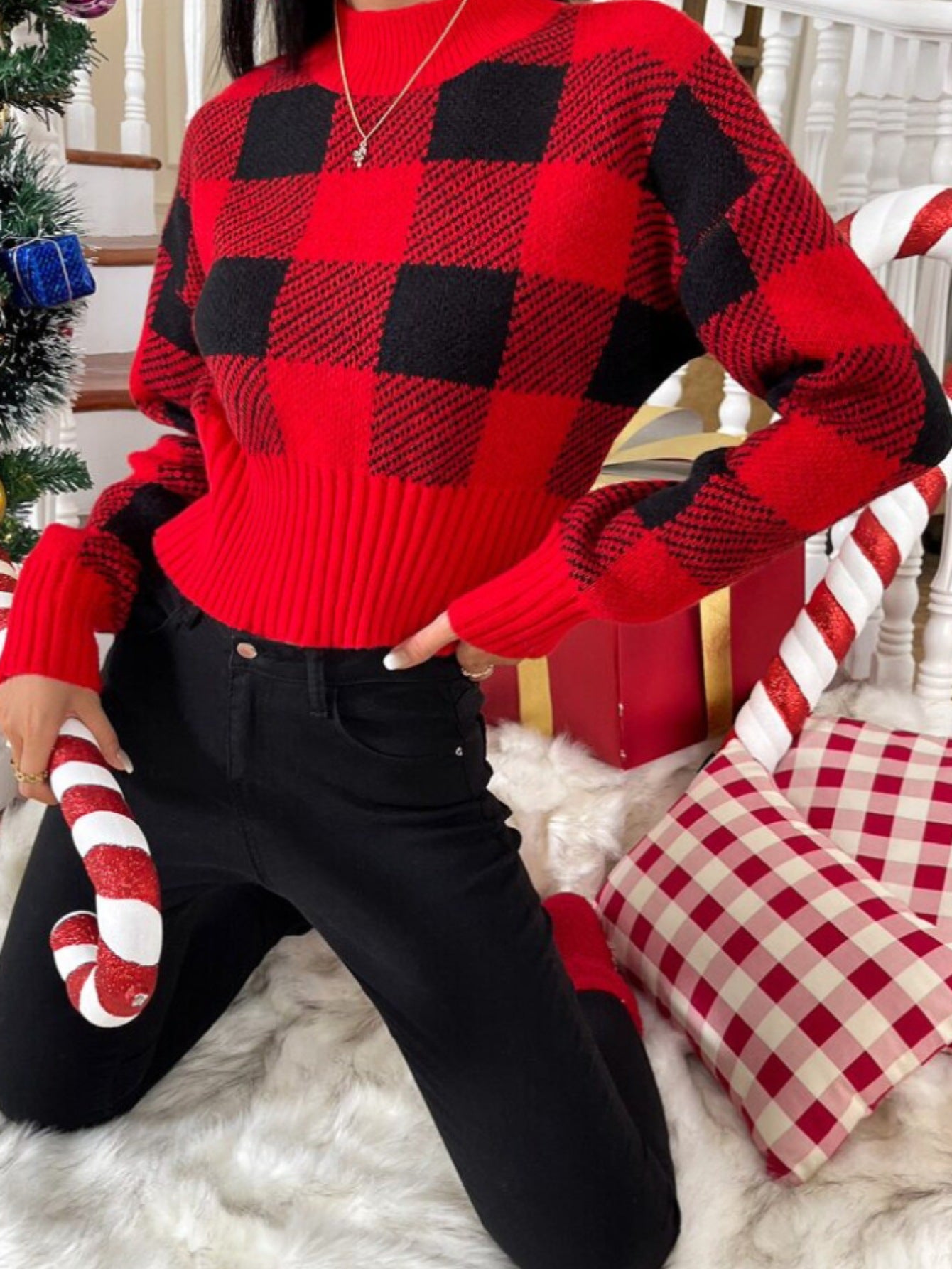 Round-Neck Loose Jacquard Plaid Fashion Sweater
