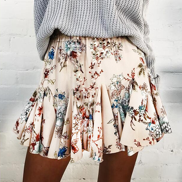 Retro Pleated Hip-Wrap Mini Skirt