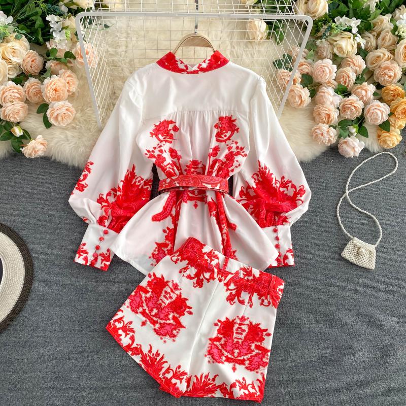 Two-Piece Printed Pull Sleeve Blouse Top + Shorts