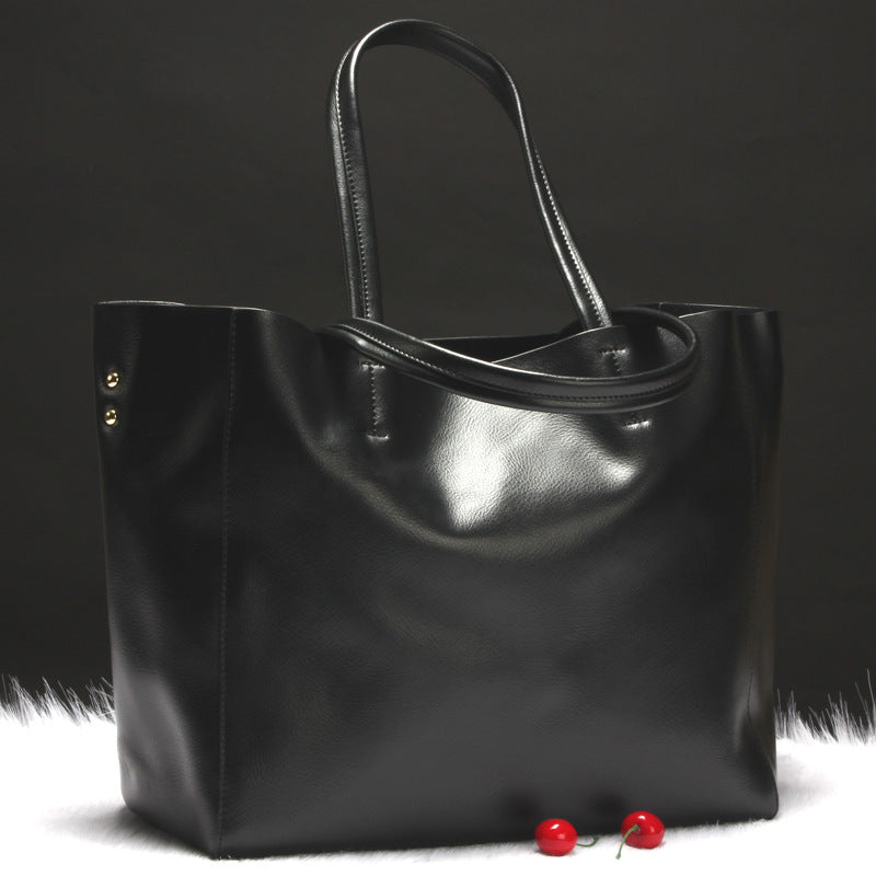European & American Fashion Women's Shoulder Handbag
