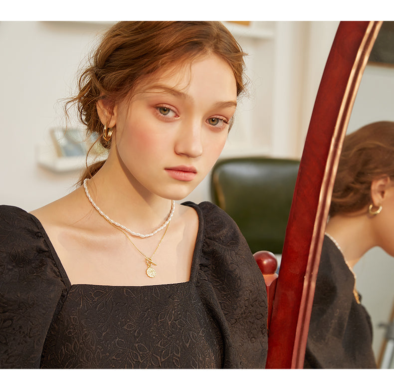 Simple retro metal hoop earrings
