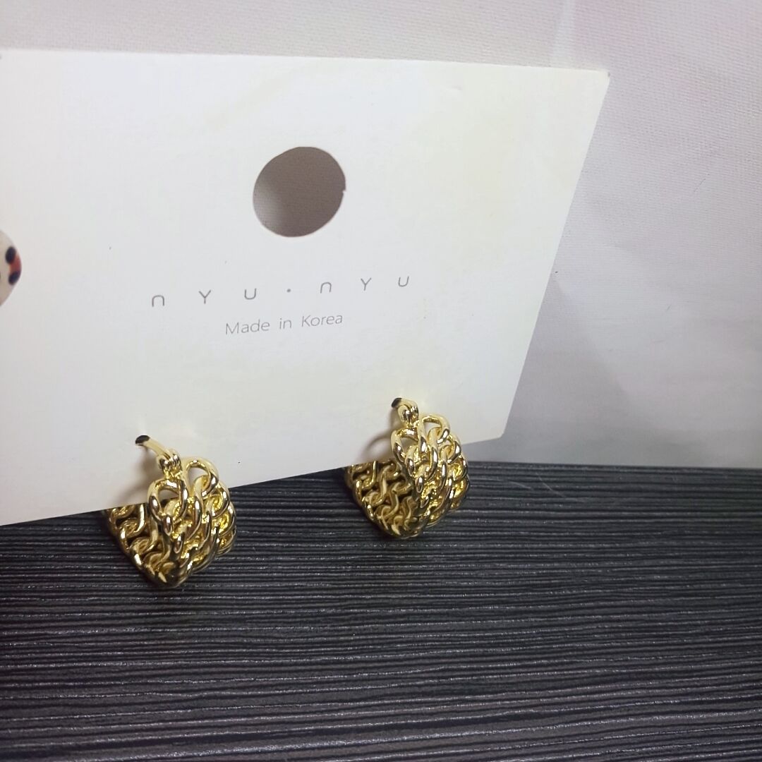 Openwork hoop chain earrings