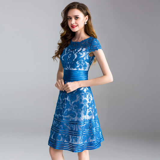 Short-Sleeve Crew-Neck Embroidered Slim-Fitting Dress