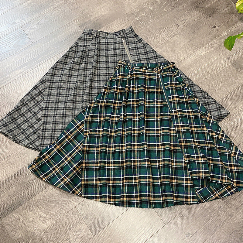 Posh Woollen Plaid Skirt For Women