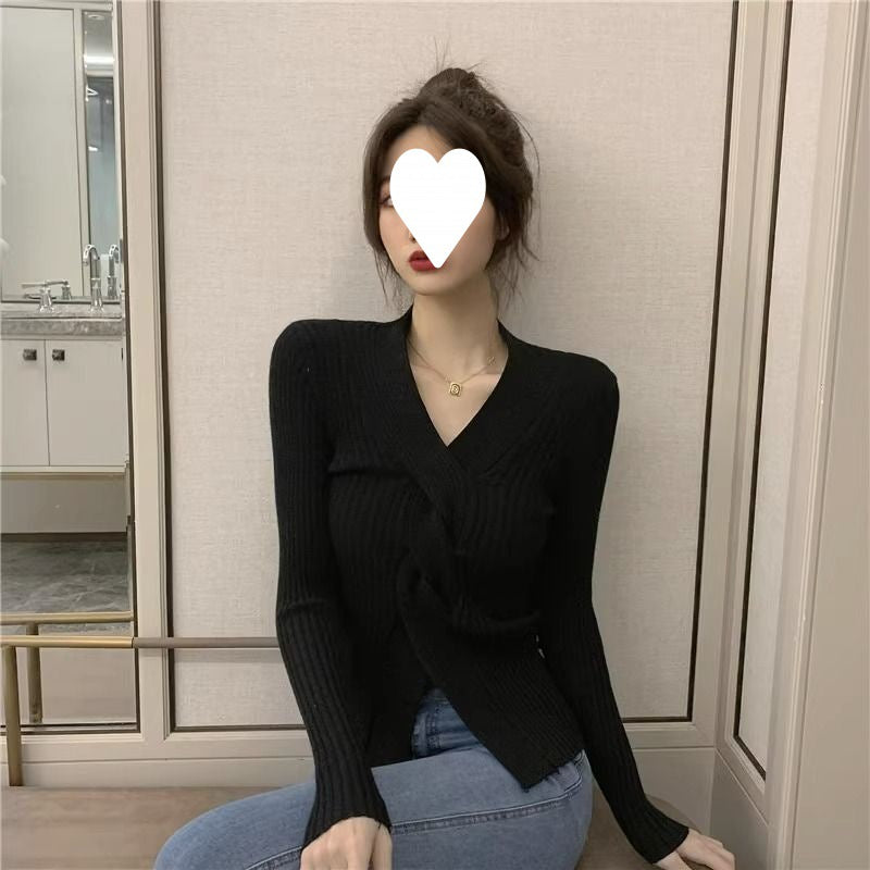 Japanese-Style V-Neck Sweater - Waist-Trimming Short Top For Women