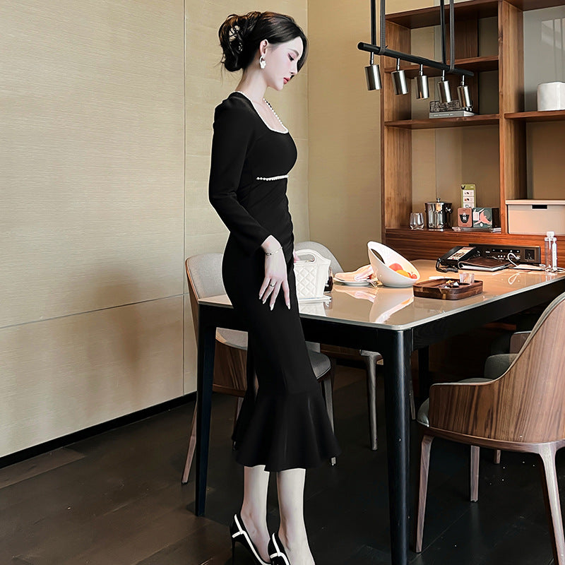 Square-Neck Cinched Slimming Fishtail Long-Sleeve Dress