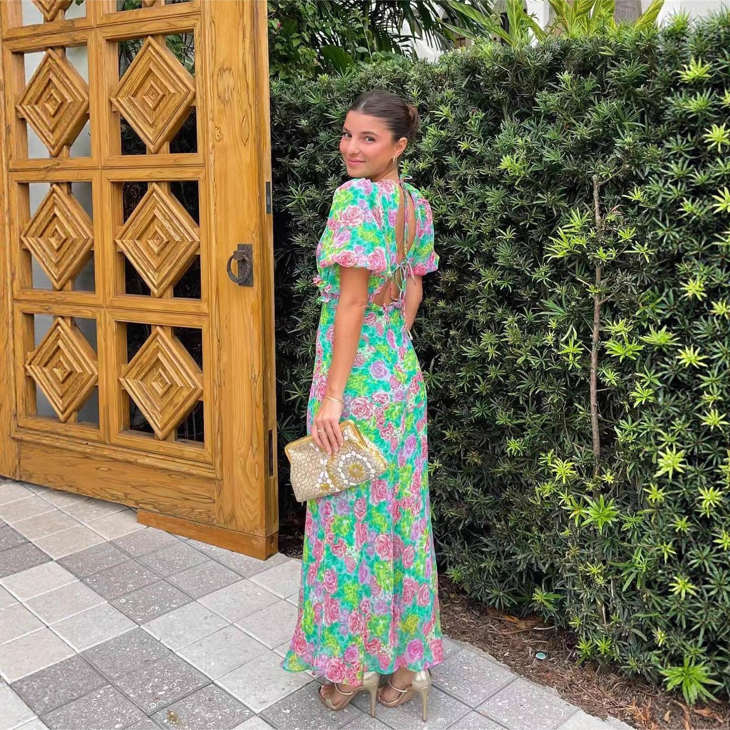 Charming Bubble-Sleeve V-Neck Printed Dress