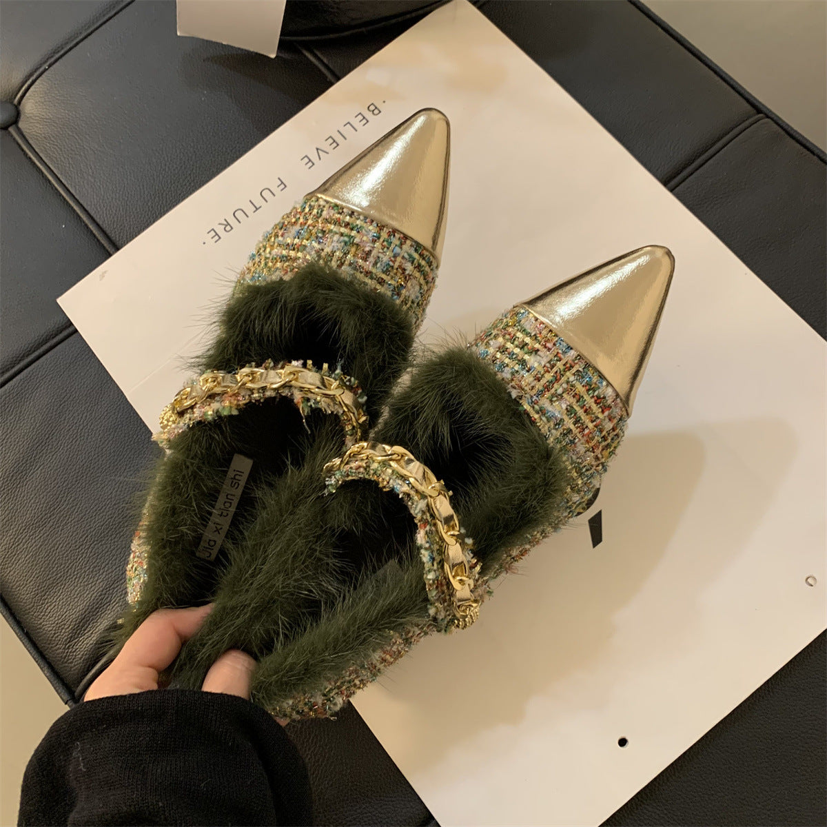 Pointed Suede Flat-Heel Shoes - Mao-Style