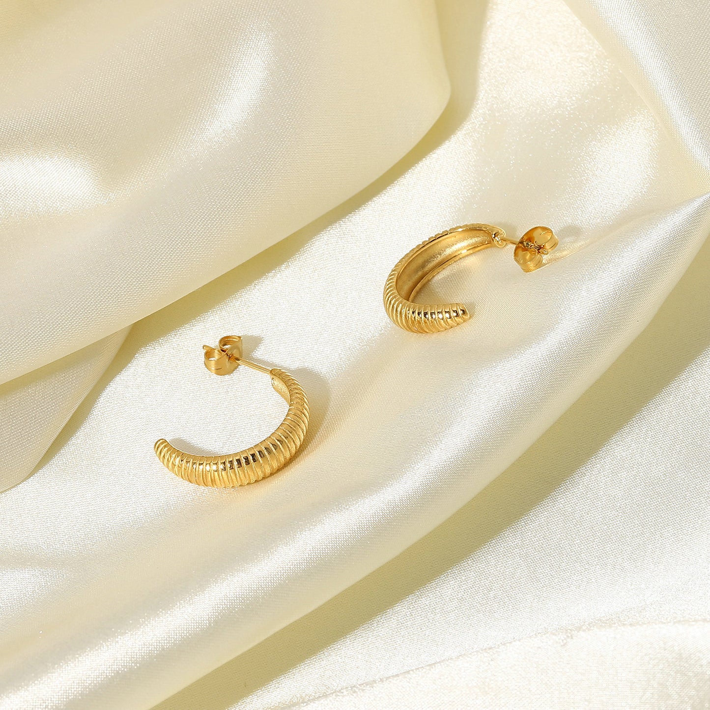 Stainless Steel Thin C-Shaped Croissant Hoop Earrings - 18K Gold-Plated Female Jewellery