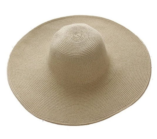 Weiyi Sun Hat Lady Beach