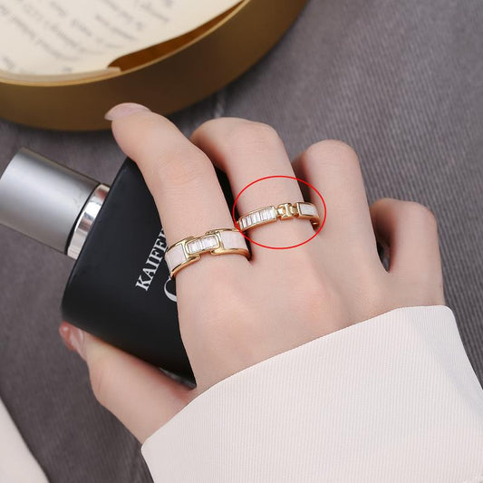 Champagne Gold Bone Light Luxury Jewellery Ring For Women