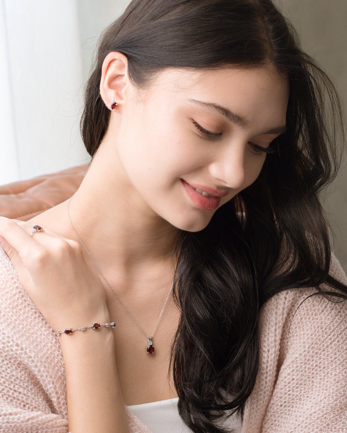 Essential Garnet Jewellery Set in Sterling Silver