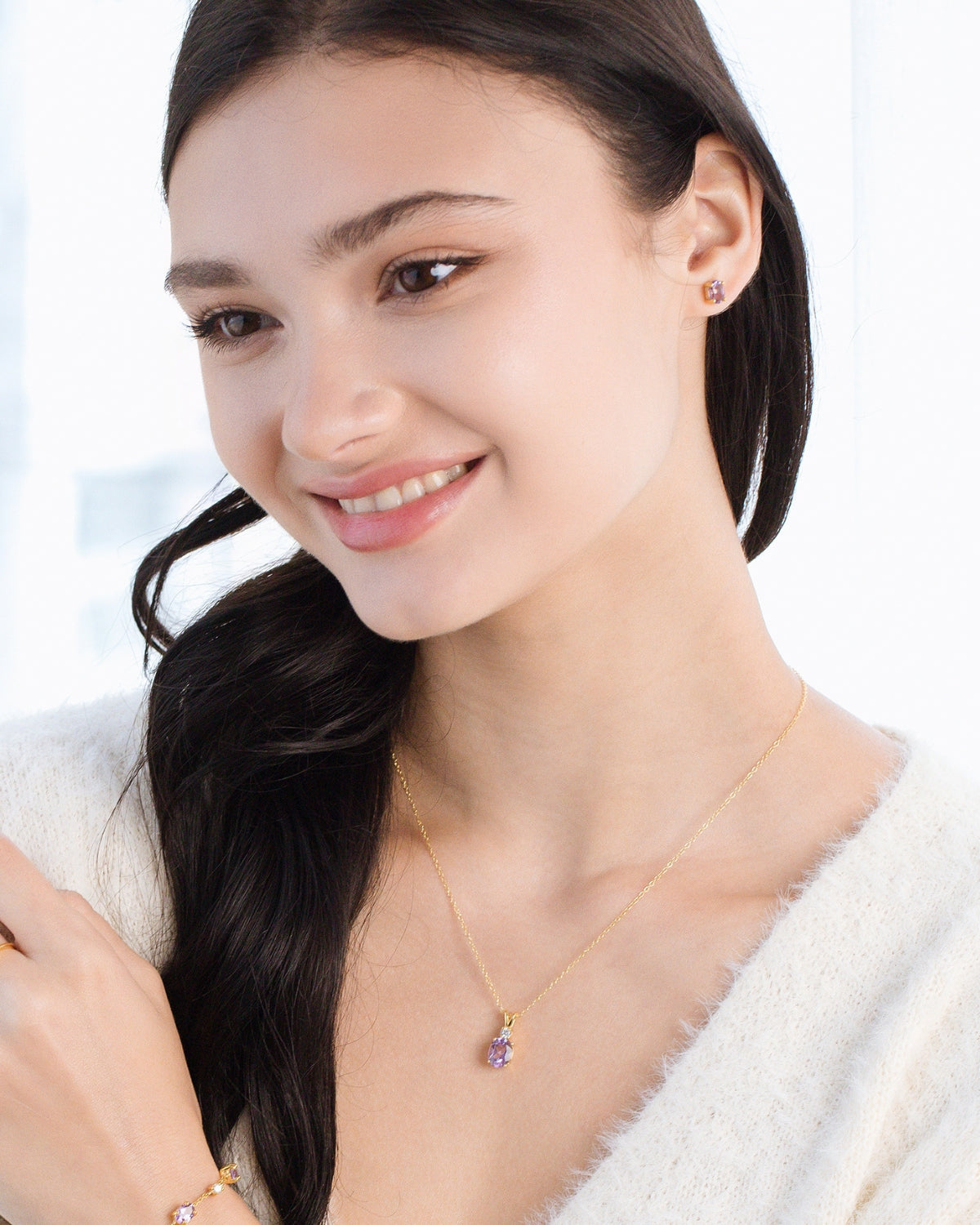 Lavender Amethyst Oval Stud Earrings in 18k Gold Vermeil