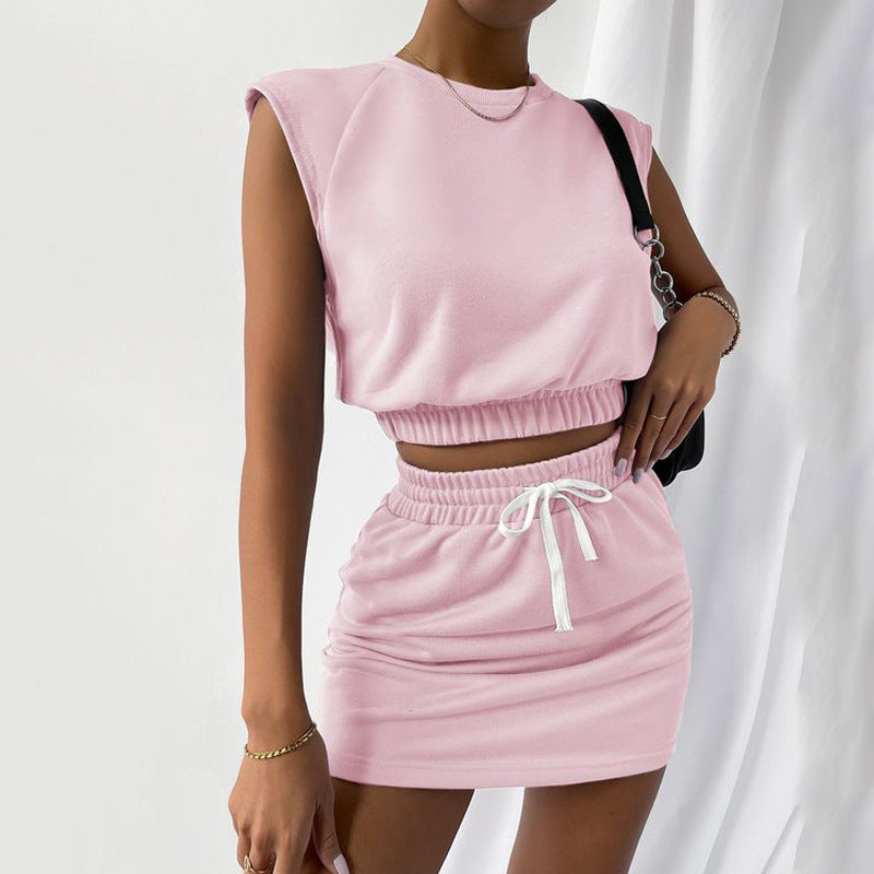 Casual Round-Neck Top & Skirt Outfit