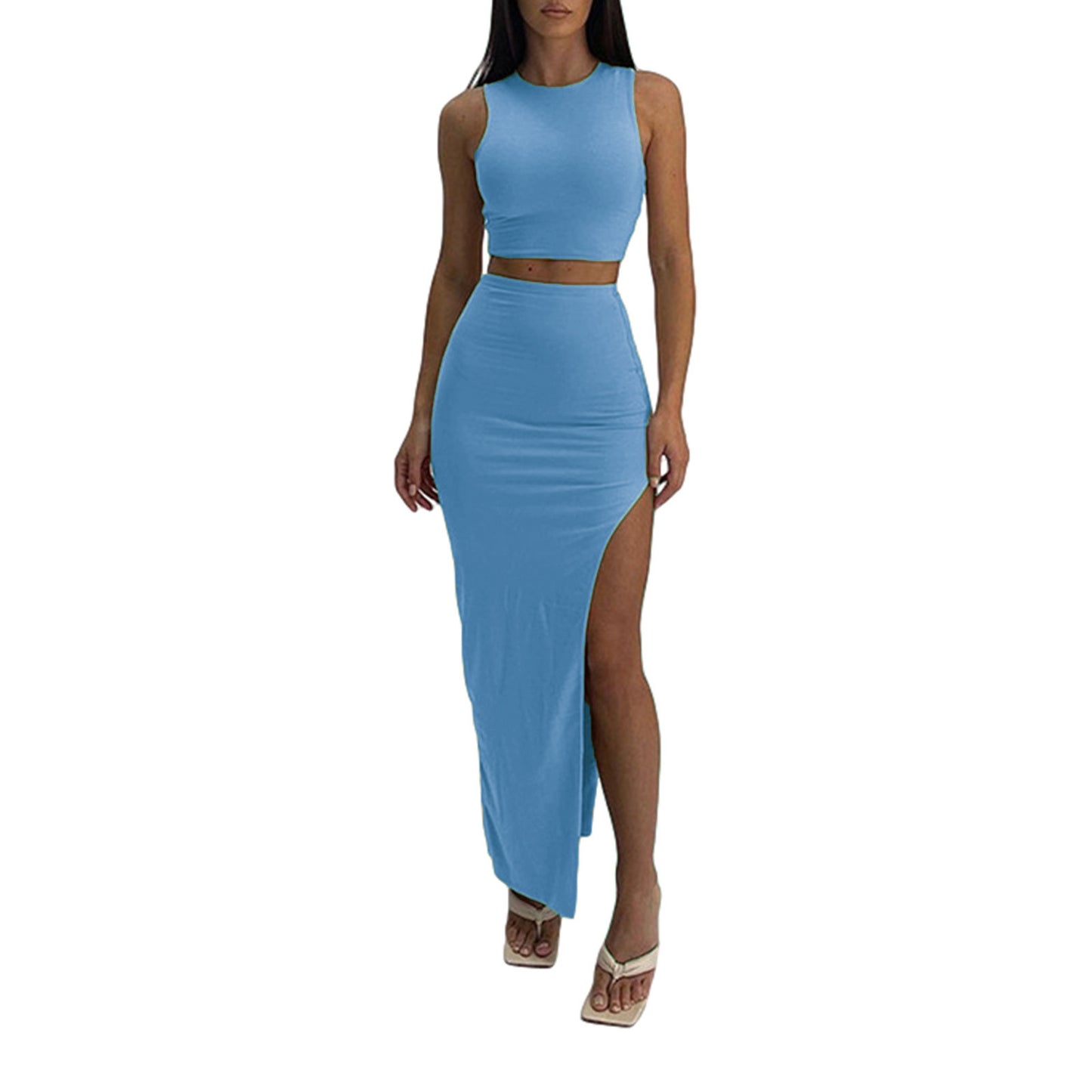 Figure-Flattering Split-Skirt Outfit