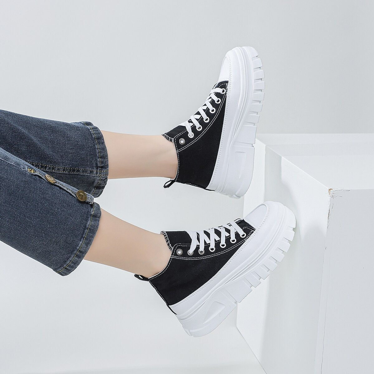 Lace-Up Front High-Top Flatform Canvas Shoes