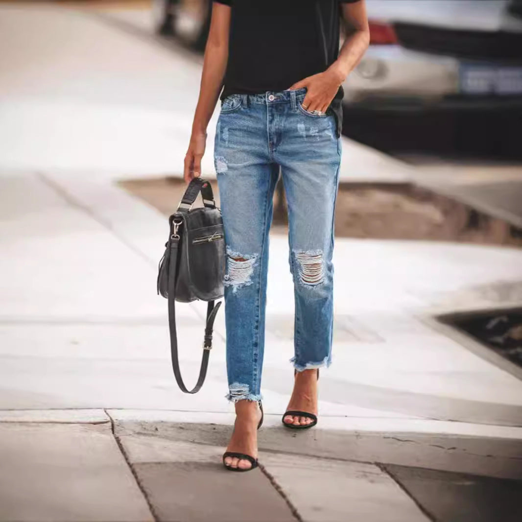Women's Ripped Non-Elastic Retro Fashion Jeans