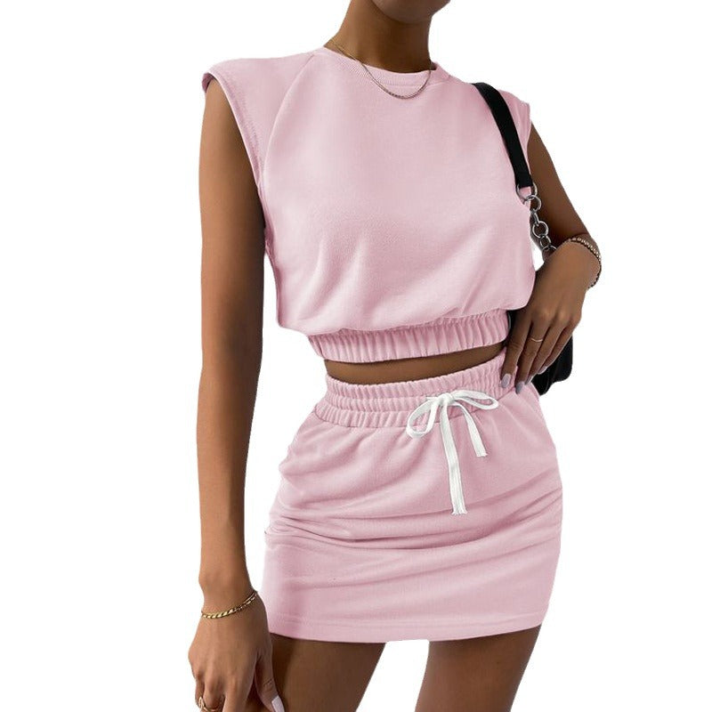 Casual Round-Neck Top & Skirt Outfit