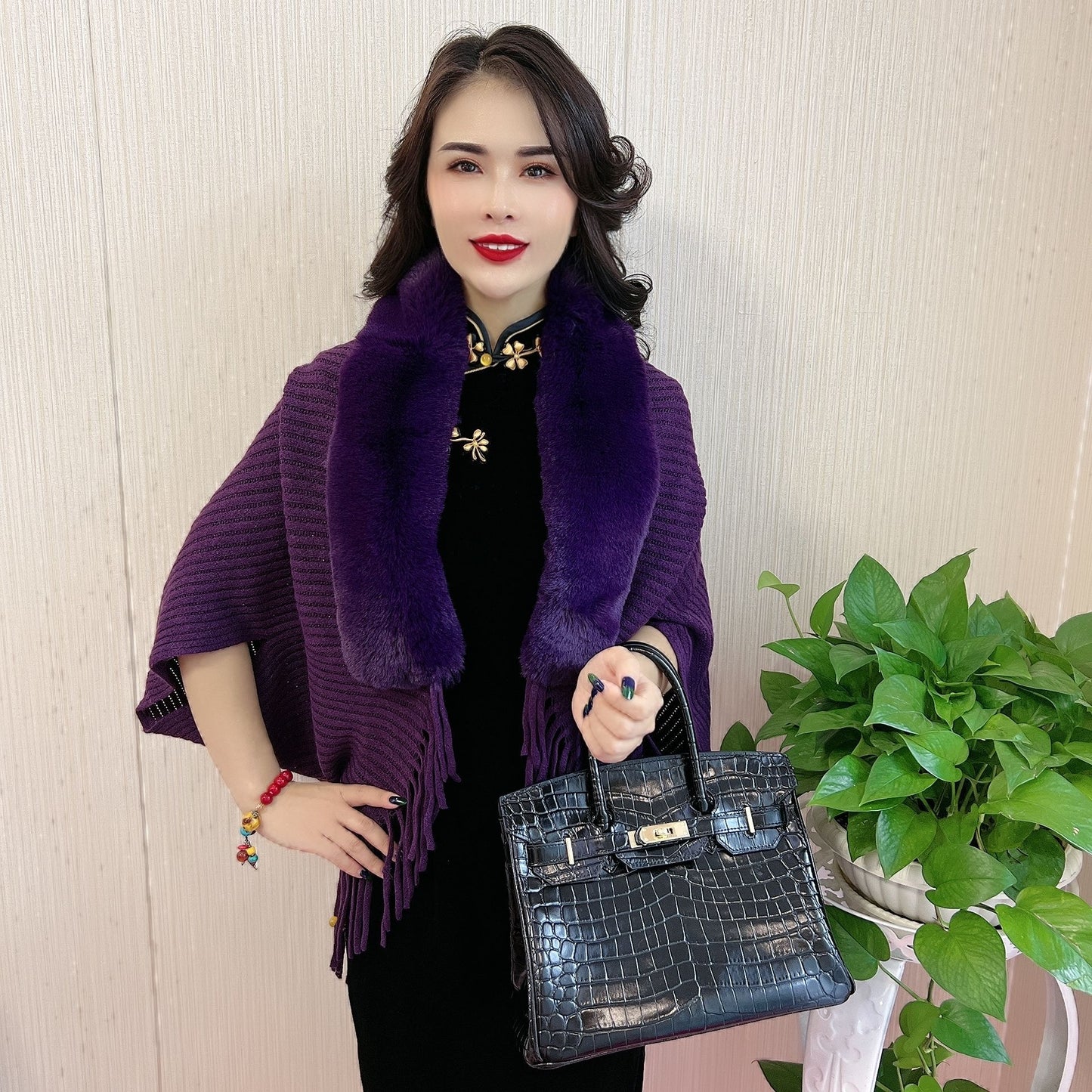 Women's Posh Knitted Fur-Collar Shawl Tassel