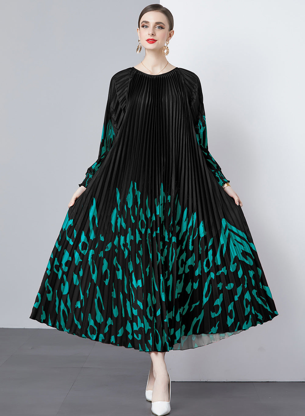 Women's Fashion Casual Multicolor Pleated Round Neck Dress