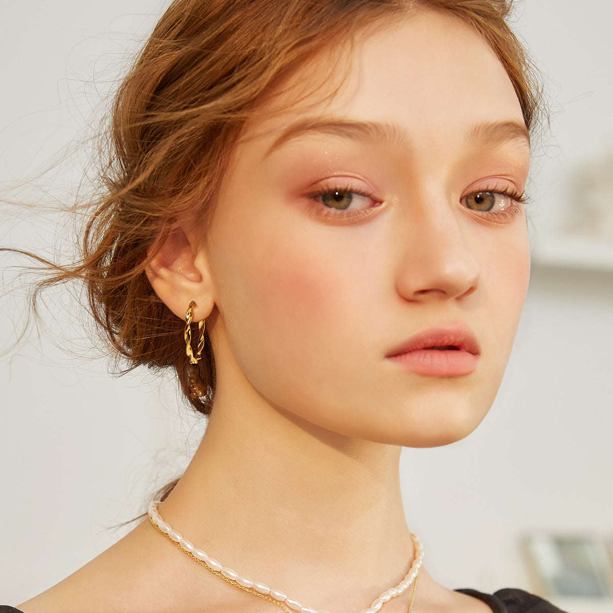 Simple retro metal hoop earrings