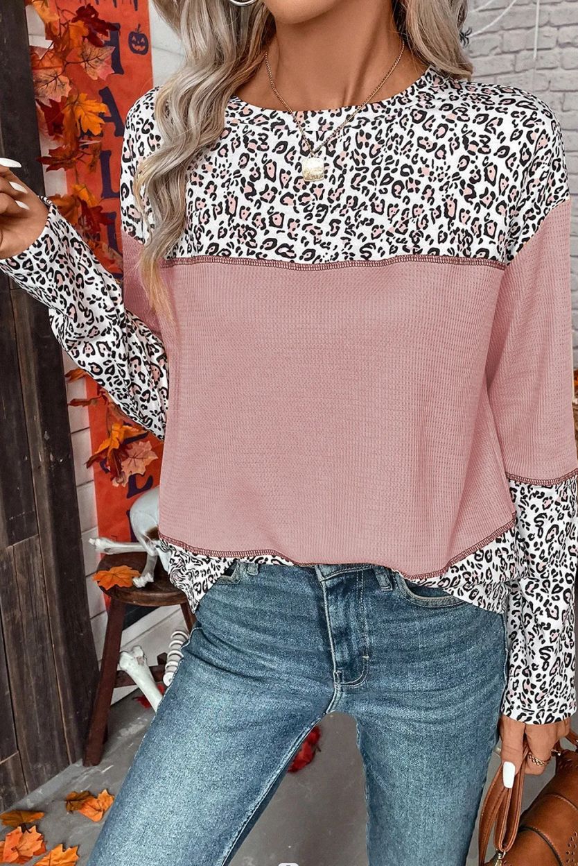 Round-Neck Pullover Leopard Splicing Waffle Sweater