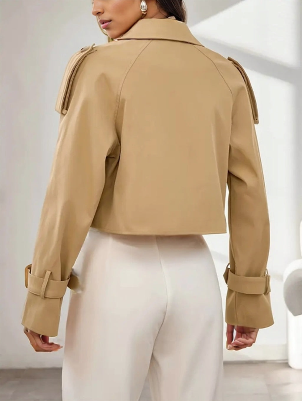Long-Sleeve Non-Padded Short Jacket