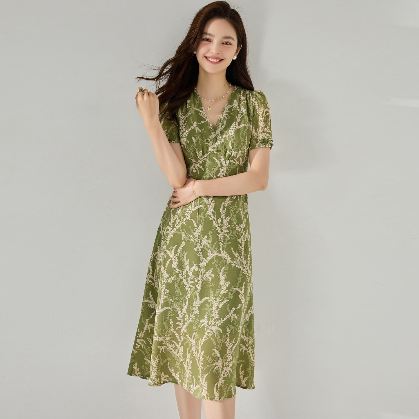 Avocado Green Chiffon Printed Tea V-neck Dress