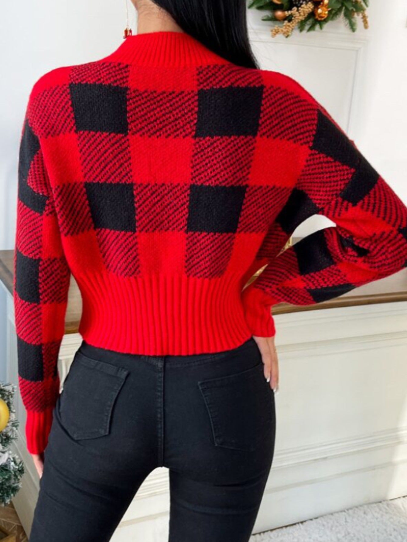 Round-Neck Loose Jacquard Plaid Fashion Sweater